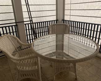 Lane Venture table and two chairs