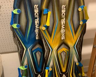 Snow sleds