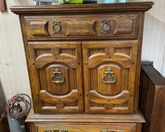 1970’s chest of drawers with Jim Beam decanters