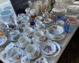 Collection of Moss Rose items and some depression glass