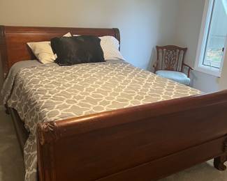Hooker sleigh bed