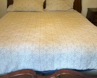 FAIRMONT King bed Excellent condition 