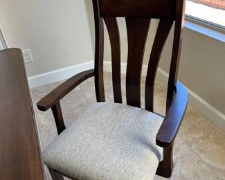 Captain Chair