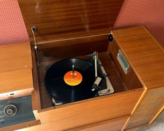 Vintage Radio Console Saba
