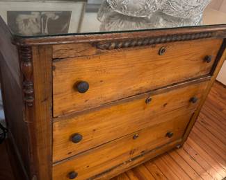 $240 - Three drawers wood chest 