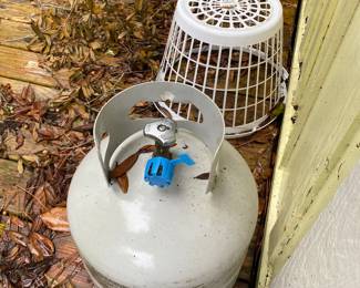 #89 - $200 - Weber spirit grill 