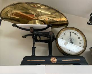 #41 - $300 - John Chatillon Scale New York 26"Wx10"Dx18"H