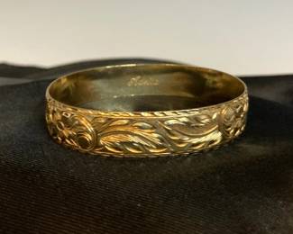 14k Hawaiian Heirloom Plumeria Bangle Bracelet