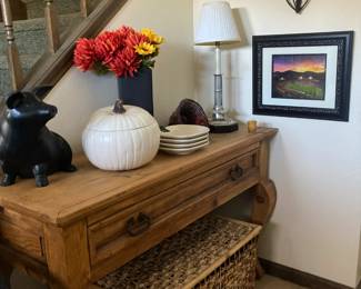 Rustic Sofa/Hall Table, wicker basket, Accessories