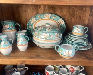 Italian pottery hand painted by Nicola for Zrike