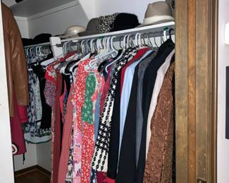 Many, many women's clothes and hats (small sizes)