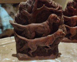 Dog bookends