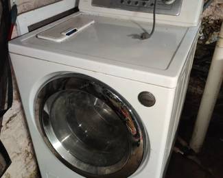 LG Washer  BASEMENT ITEMS.......