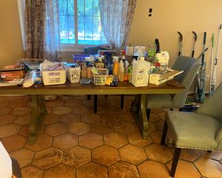 Dining room table with 3 chairs