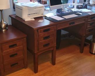 Desk and matching rolling file cabinet - Computer IS NOT FOR SALE, Envy printer is for sale
