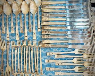 Oneida "Coronation" flatware - 80+ pieces