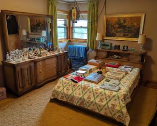 Another great MCM bedroom set.