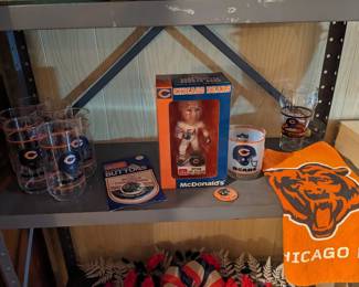 Vintage Chicago Bears items.