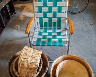 Perfect vintage lawn chairs.