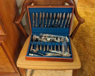 Never used flatware set.