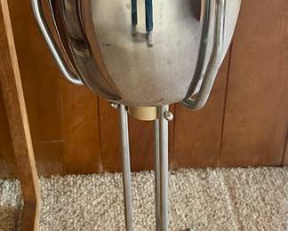 Standing wine cooler ice bucket