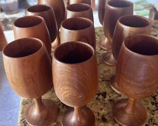 Wood cup set