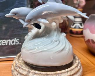 Dolphin sculture