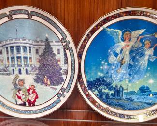 Vintage decorative Christmas plates