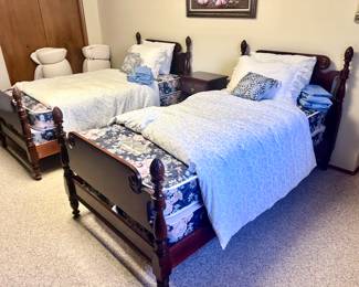 Vintage wood bed frame twin beds
