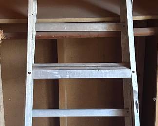  Ladder
