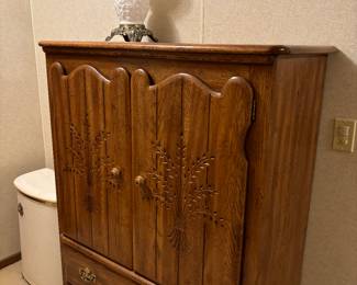 Wardrobe Cabinet