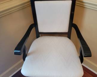 Dining Table Chair 1 of 2 Head Chairs