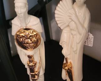 Pr. of Chinese figurines