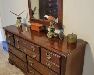 Dresser & Mirror