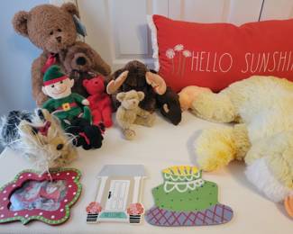 Stuff Animals and Cotton Colors 