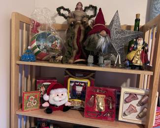 Holiday Decorations 
