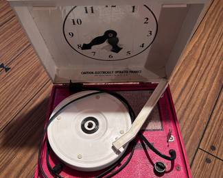Nice Vintage Kids Record Player 