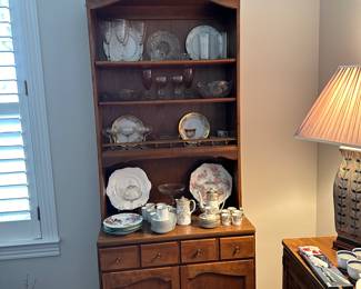 Ethan Allan 2-piece cabinet with hutch