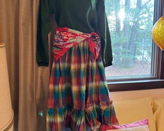 This plaid vintage skirt!!!