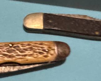 Knives, so many people love knives. What are you all cutting? 