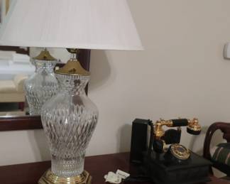 lamp ,  phone