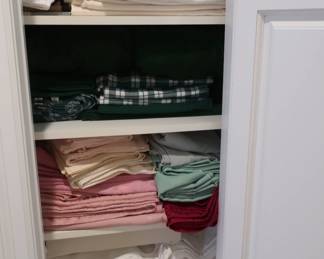 Tablecloth   closet