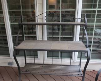 Bakers  rack.  It  is  48".