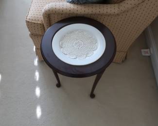 small  round table