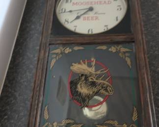 Moosehead  beer  clock