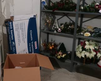 more  flower  arrangements