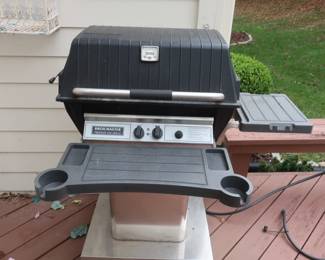 View  of  grill with  accessory  table