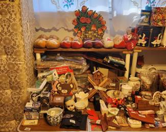 More items - large wooden shoes & more!