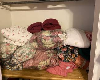 Bedroom  more linens & sheets 