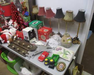 LAMPS AND CHRISTMAS